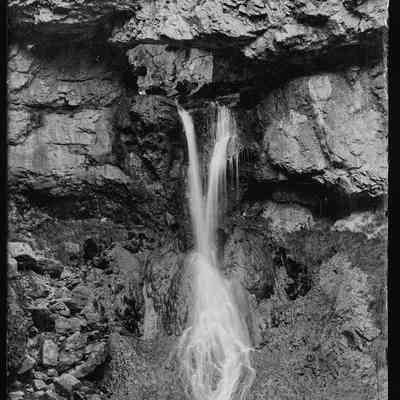 negative, glass plate - Higher Fall, Gordale