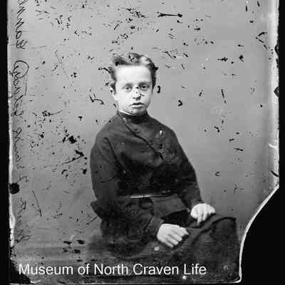 negative, glass plate - Portrait : Master Frank Geldard
