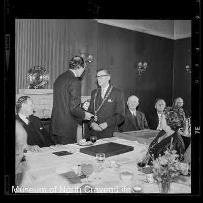 negative, sheet film - Settle : Grant of Arms July 1965 (17 of 32)
