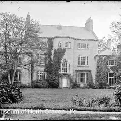 negative, glass plate - Settle Ashfield Hotel (Back)