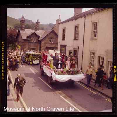 negative, sheet film - Settle Carnival Jubilee 1977