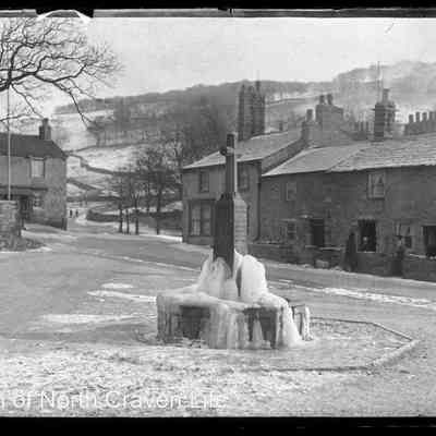 negative, glass plate - Langcliffe Fountain in ice and snow