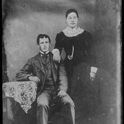 negative, glass plate - Portrait : Man and Woman