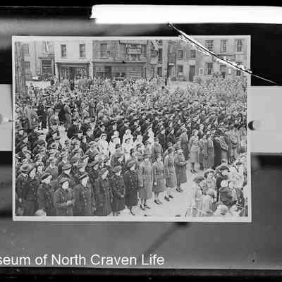 negative, glass plate - Parade of people in uniform - Settle Market Square