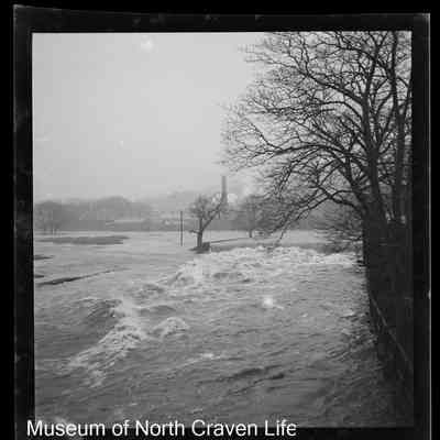 negative, sheet film - Ribble in Flood