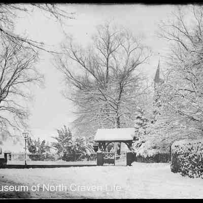negative, glass plate - Church of Holy Ascension, Settle in the snow