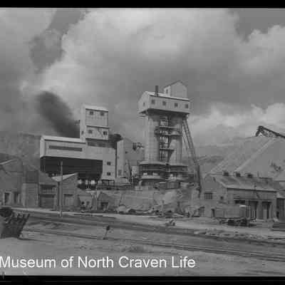 negative, sheet film - Settle Limes - Gas-Fired Kiln