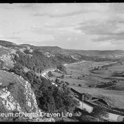 negative, glass plate - Buckhaw Brow (looking towards Settle) 3 of 4