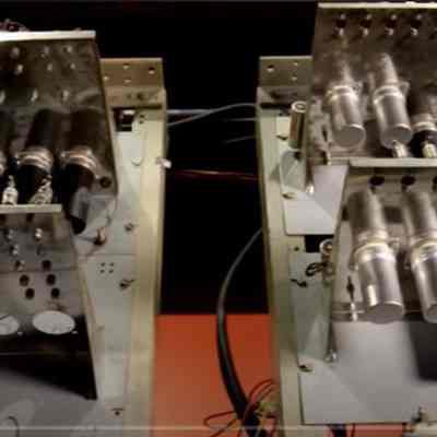 1948- (Video) Manchester Baby, world first stored program computer