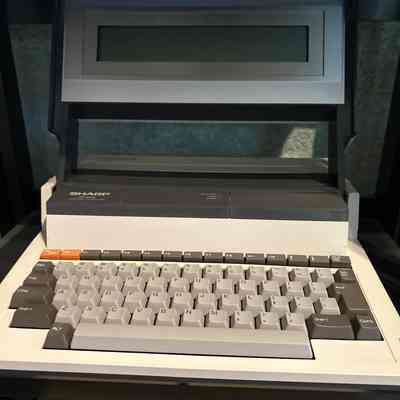 1983- Sharp PC 5000 **