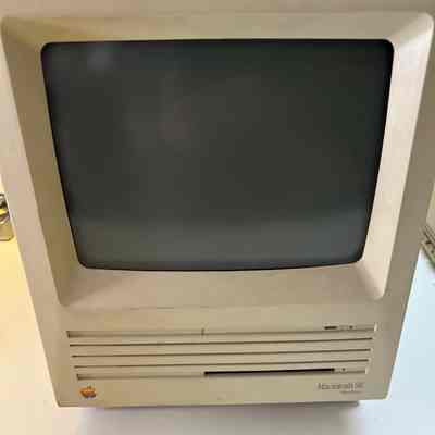 1987- Apple Macintosh SE (8/2024)