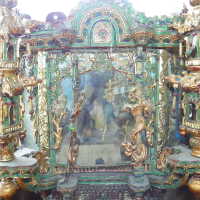          Golden Room picture number 62
