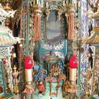          Golden Room picture number 244
