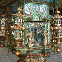          Golden Room picture number 245
