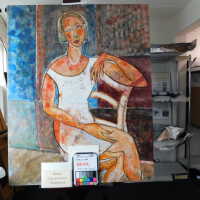          Seated female figure picture number 3
