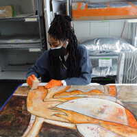          Seated female figure picture number 16
