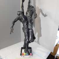         Basketball Players/Two Figures Reaching picture number 3
