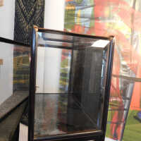          Chinese Cabinet picture number 16
