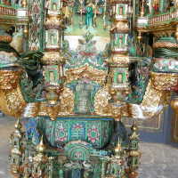          Golden Room picture number 138
