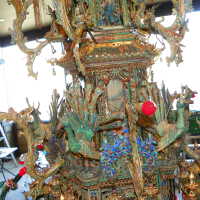          Golden Room picture number 150

