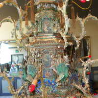          Golden Room picture number 152
