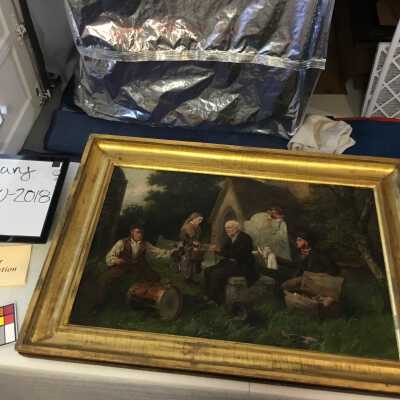 Group puppet painting