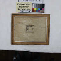          Woman setting a table with pink cloth picture number 8
