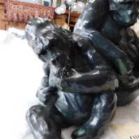          Pair of Gorillas picture number 24
