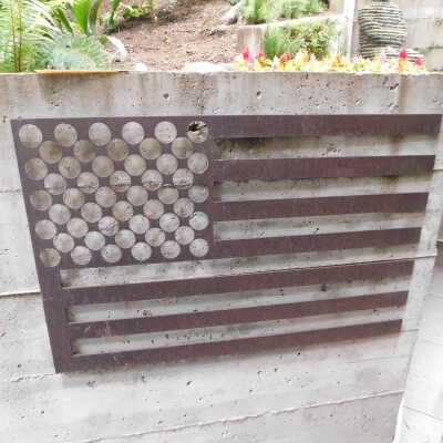 Outdoor flag sculpture
