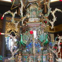          Golden Room picture number 228
