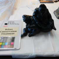          Pair of Gorillas picture number 2
