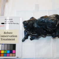          Pair of Gorillas picture number 5

