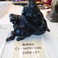          Pair of Gorillas picture number 6
