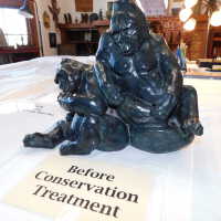          Pair of Gorillas picture number 9
