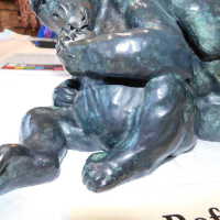          Pair of Gorillas picture number 12

