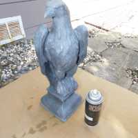          Lead Eagle (facing right) picture number 16
