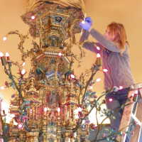          Golden Room picture number 374
