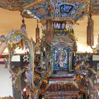          Golden Room picture number 386
