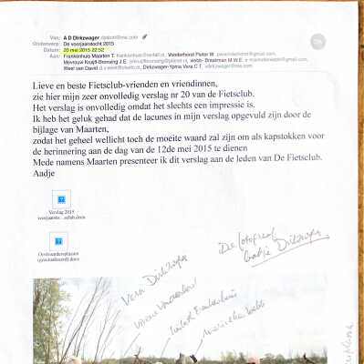 2015-05-20 Mail met de foto v.d. deelnemers aan de voorjaarstocht v.d. De Fietsclub naar de Oostvaardersplassen.