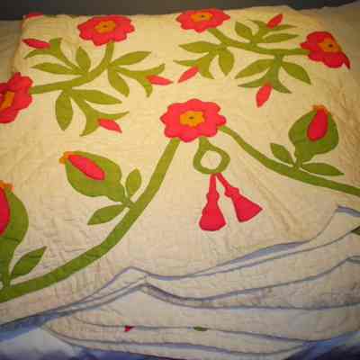 Wreath of Roses Quilt