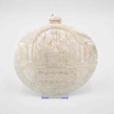 Mother-of-Pearl Round Bas Relief Plaque Depicting the Nativity