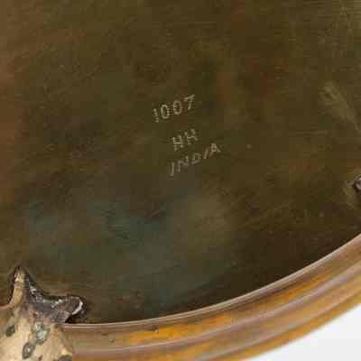 Bottom of cachepot: "1007 HH INDIA" is written in dots on the bottom of the pot.