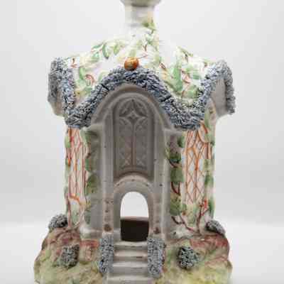 White Gothic Pavilion Pastille Burner with Green Ivy Accents