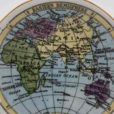 Map ashtray: The ceramic ashtray features a colorful map of the Eastern Hemisphere.