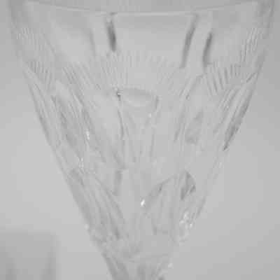 Wine glass: The image shows a crafted crystal wine glass from Venezuela, showcasing intricate patterns.