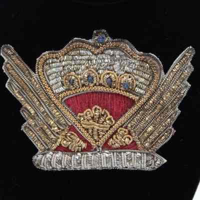 Red and Silver Bullion Coiled Metal Crown Pin