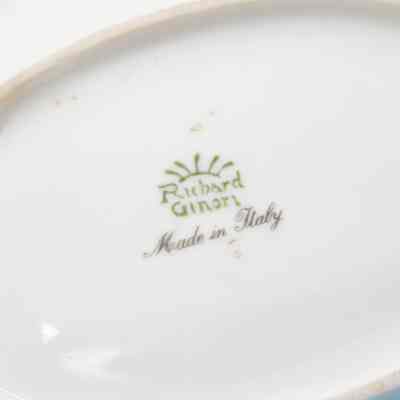 Bottom of ashtray: Bottom of the dish reads, "Richard Ginori; Made in Italy."