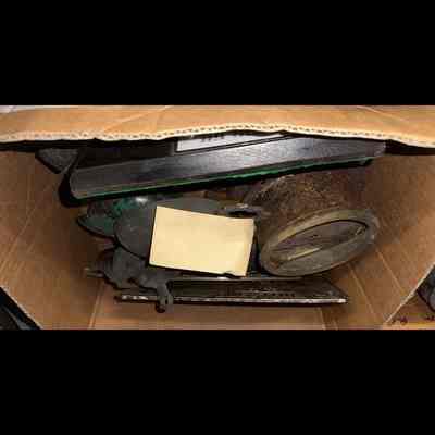 Miscellaneous parts, gauges, plaques.