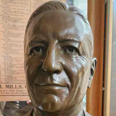 A.W. "Art" Thompson Bust by Blair Buswell, 1986