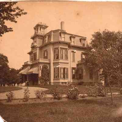 Taunton - Winthrop Street - 248 Winthrop Street